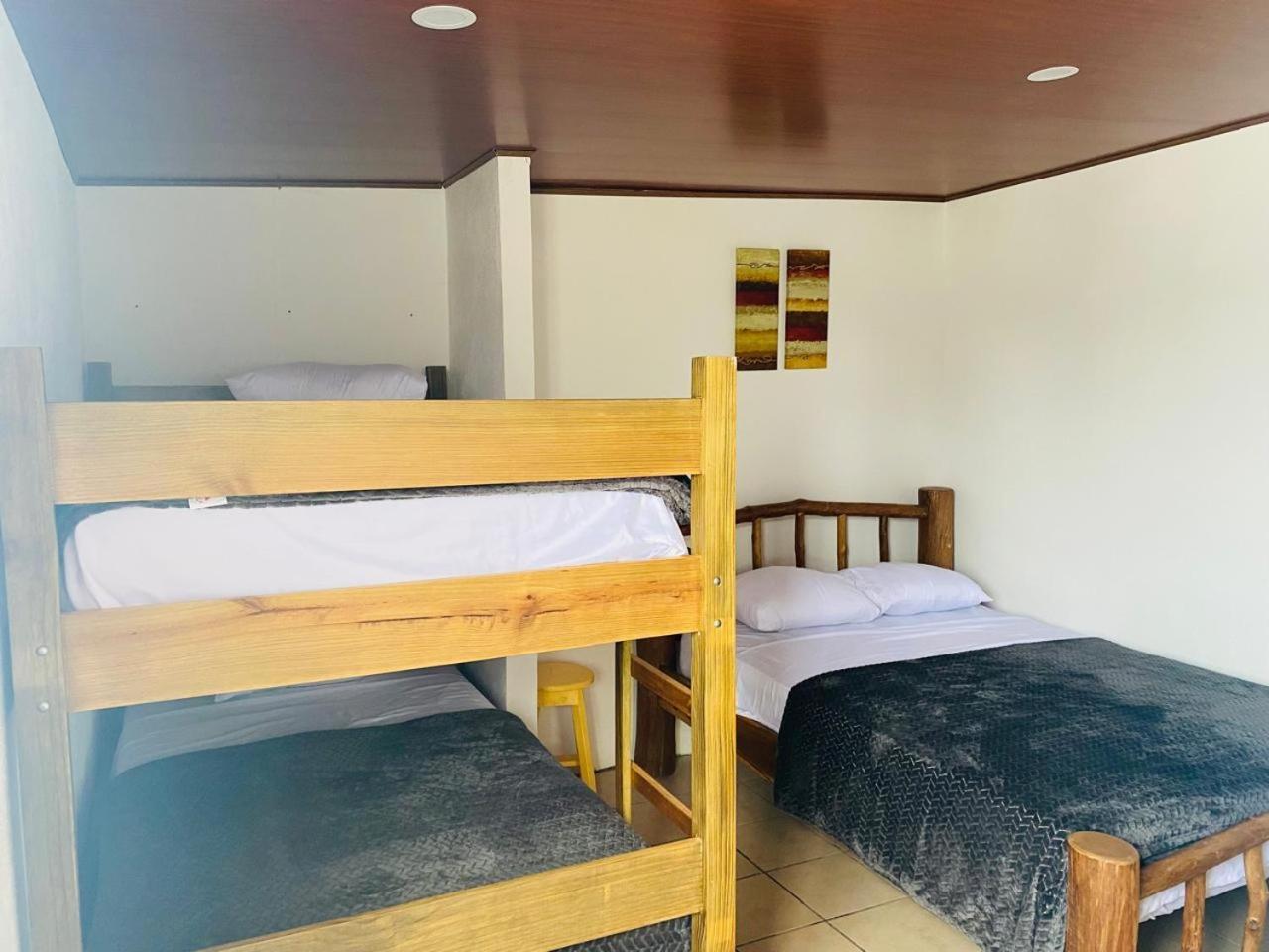 גואטמלה Hostal 17-52 מראה חיצוני תמונה